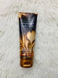 BBW MOISTURIZING MIDNIGHT AMBER GLOW