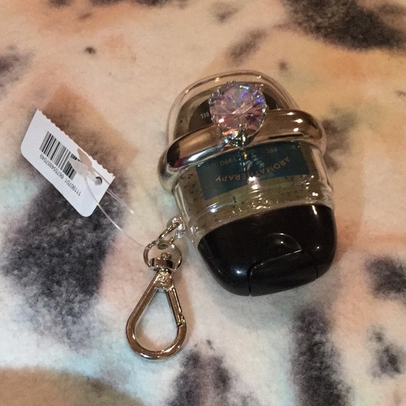 BBW PORTA GEL ANILLO REDONDO CON DIAMANTE