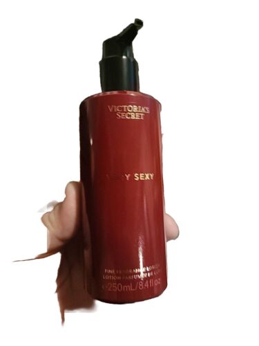 VICTORIA'S SECRET LOTION FERFUME VERY SEXY