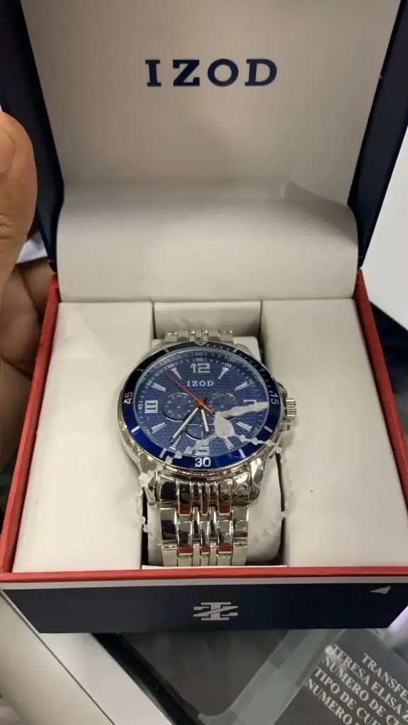 RELOJ IZOD PLATEADO PARA CABALLERO ACERO INOXIDABLE 