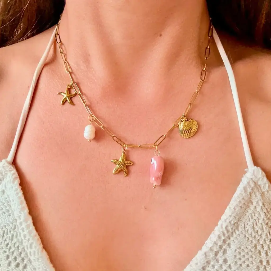 GARGANTILLA STELLA ROSE  DIJENES COLGANDO 