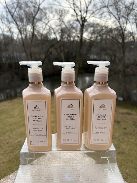 BBW JABON PARA MANOS CINNAMON SPICED VANILLA