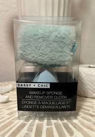MAKEUP SPONGE SASSY CHIC REMOVER